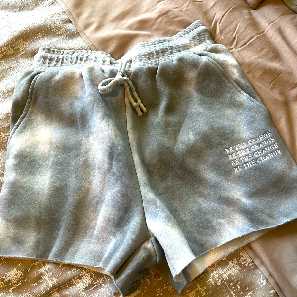 Balance Athletica Sweat Shorts Size M NWOT